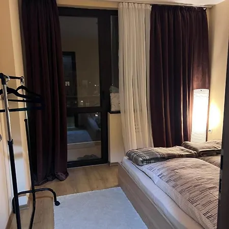 “royal Park And Apartments” * Μπάνσκο