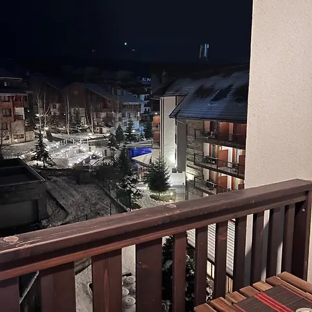 “royal Park And Apartments” 아파트